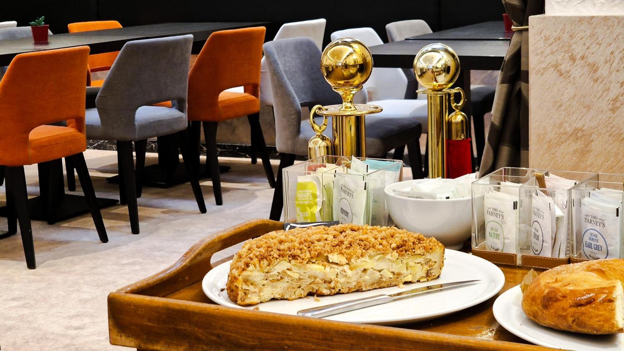 Logis Hotel Restaurant De France Saint-Geniez-dʼOlt Eksteriør billede